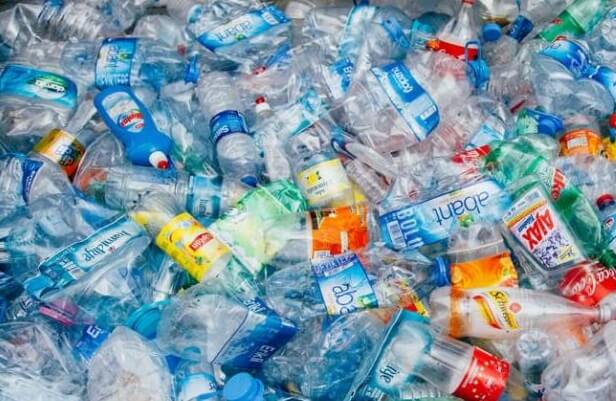Leia mais sobre o artigo Pesquisa global mostra que quase nove em cada 10 pessoas apoiam um tratado da ONU sobre poluição por plástico